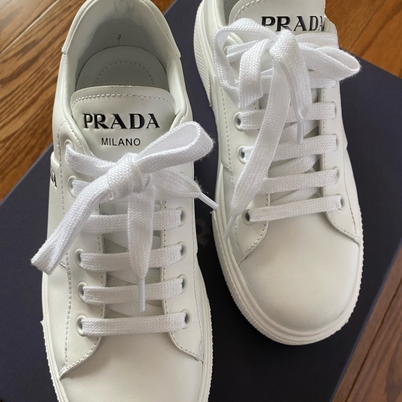 Womens Prada Shoes - Picture 2 of 4